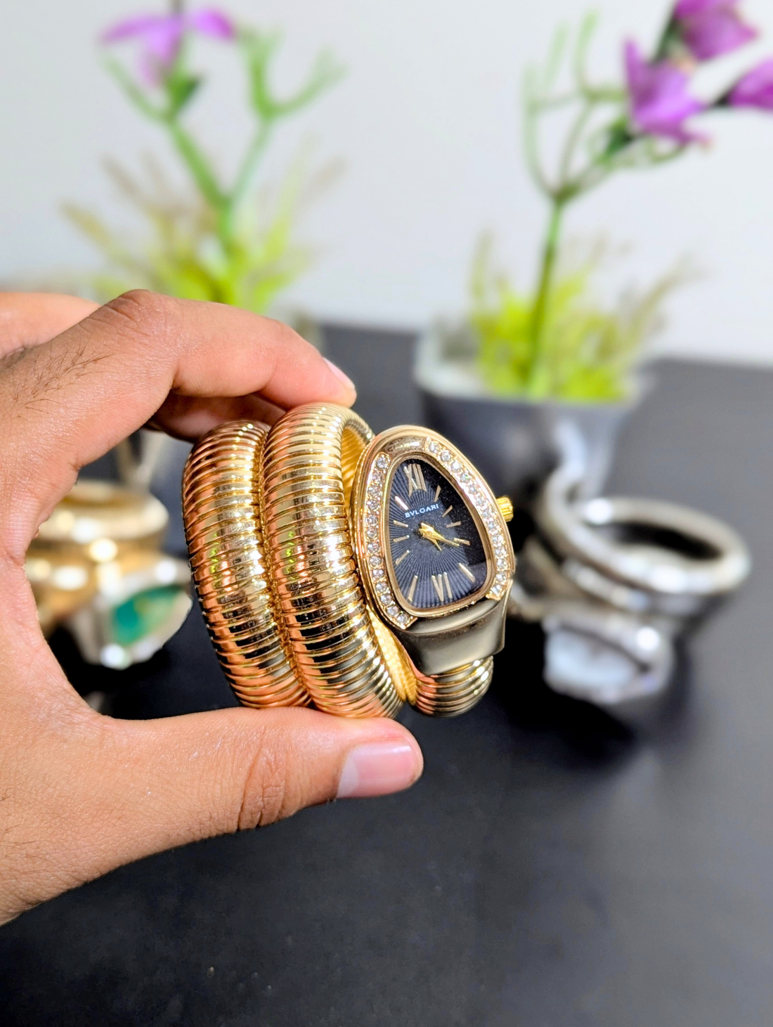 Ladies Trendy Snake Watch - Limited Gold & Silver Edition Watch - Spectacular Dial