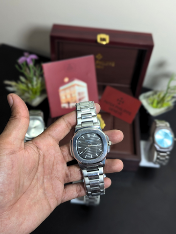 Patek Philippe Nautilus Watch for Men – Black Textured Dial Stainless Steel Bracelet Date Display Luxury Wristwatch Geneve
