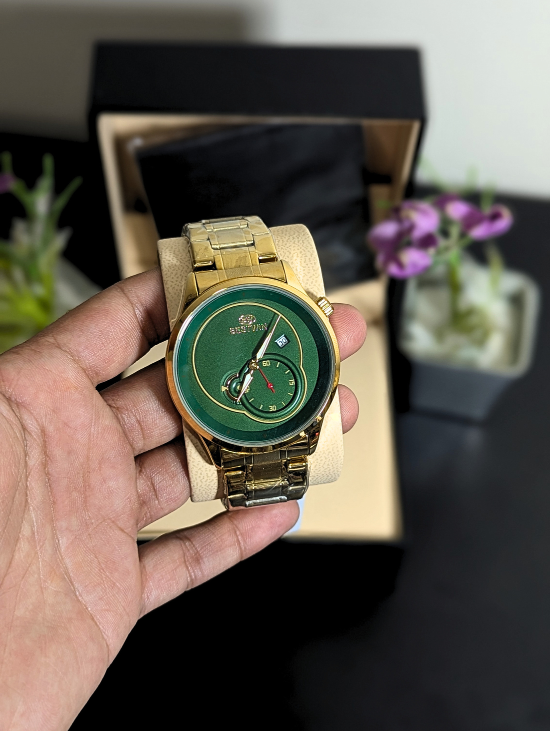 BESTWIN Men's Luxury Watch – Gold Stainless Steel Band with Emerald Green Dial